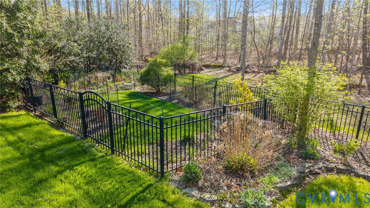 3100 Sodbury Court Midlothian, VA 23113 - Photo 87 of 94 Separate pet potty area
