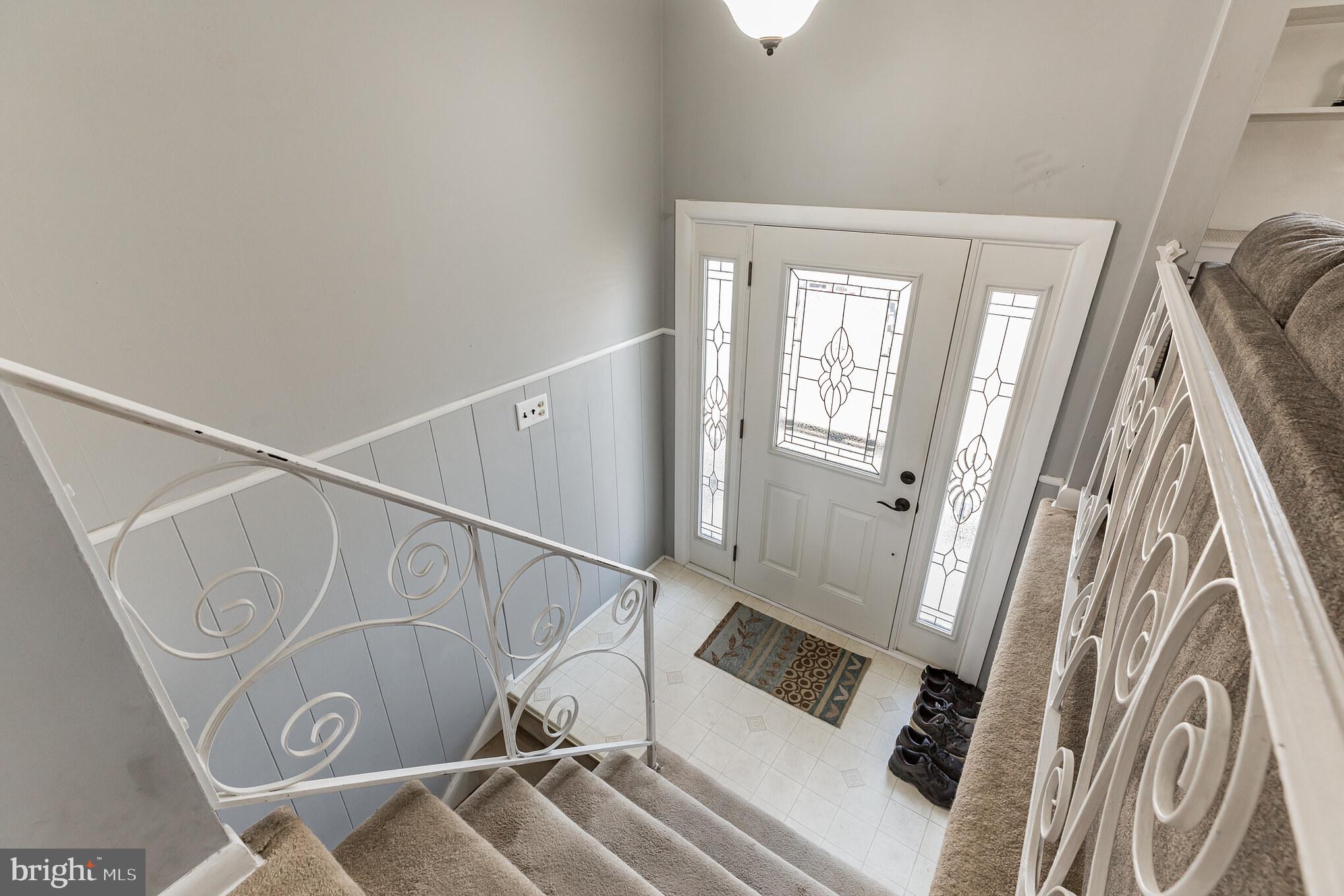 20 Sunnybrook Road Stratford, NJ 08084 - Photo 2 of 34
