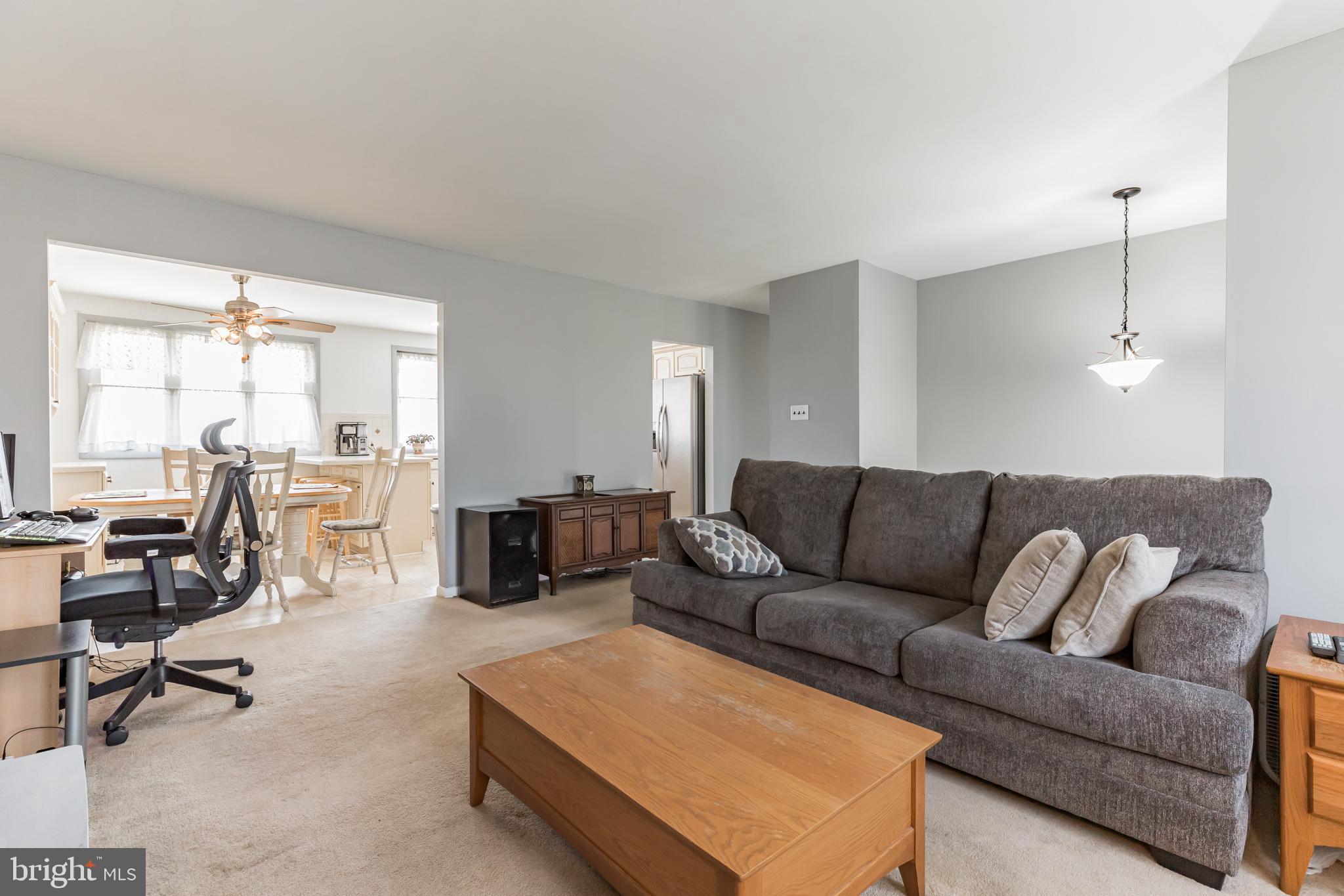 20 Sunnybrook Road Stratford, NJ 08084 - Photo 4 of 34