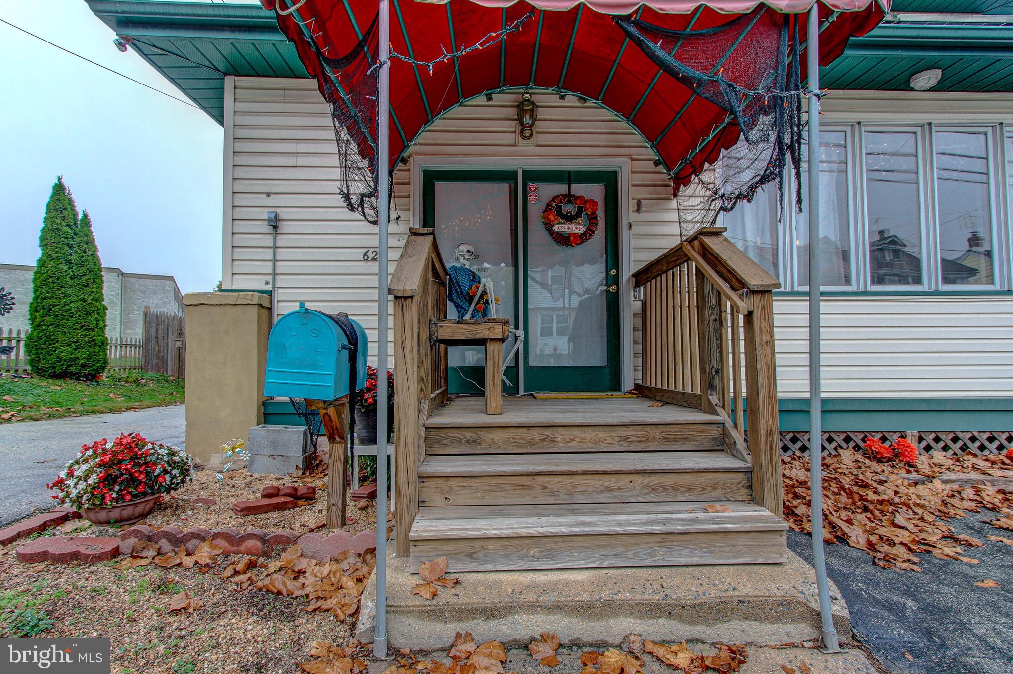 627 New Street Spring City, PA 19475 - Photo 1 of 44 Front