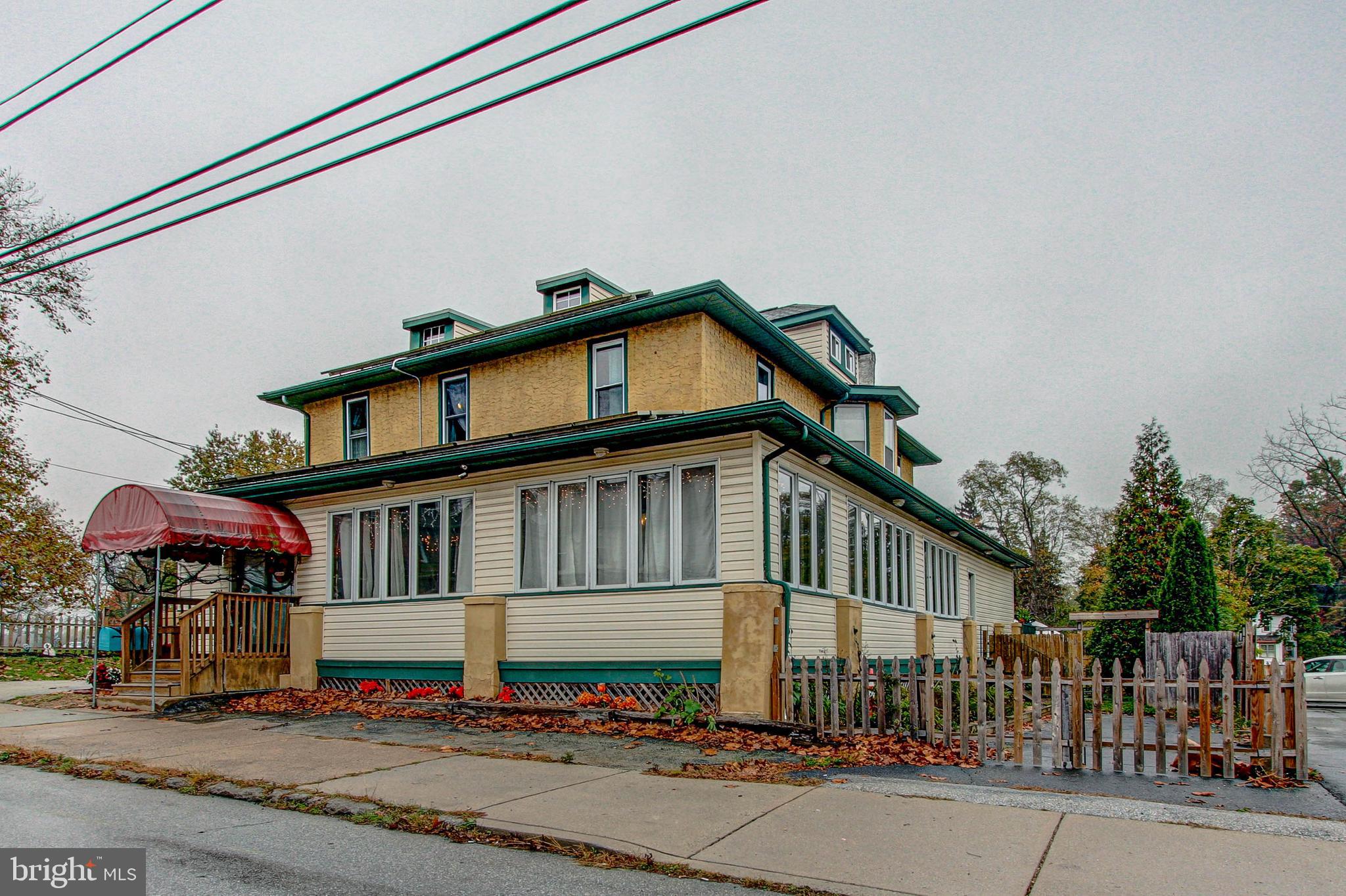 627 New Street Spring City, PA 19475 - Photo 4 of 44 Gallery Image 4