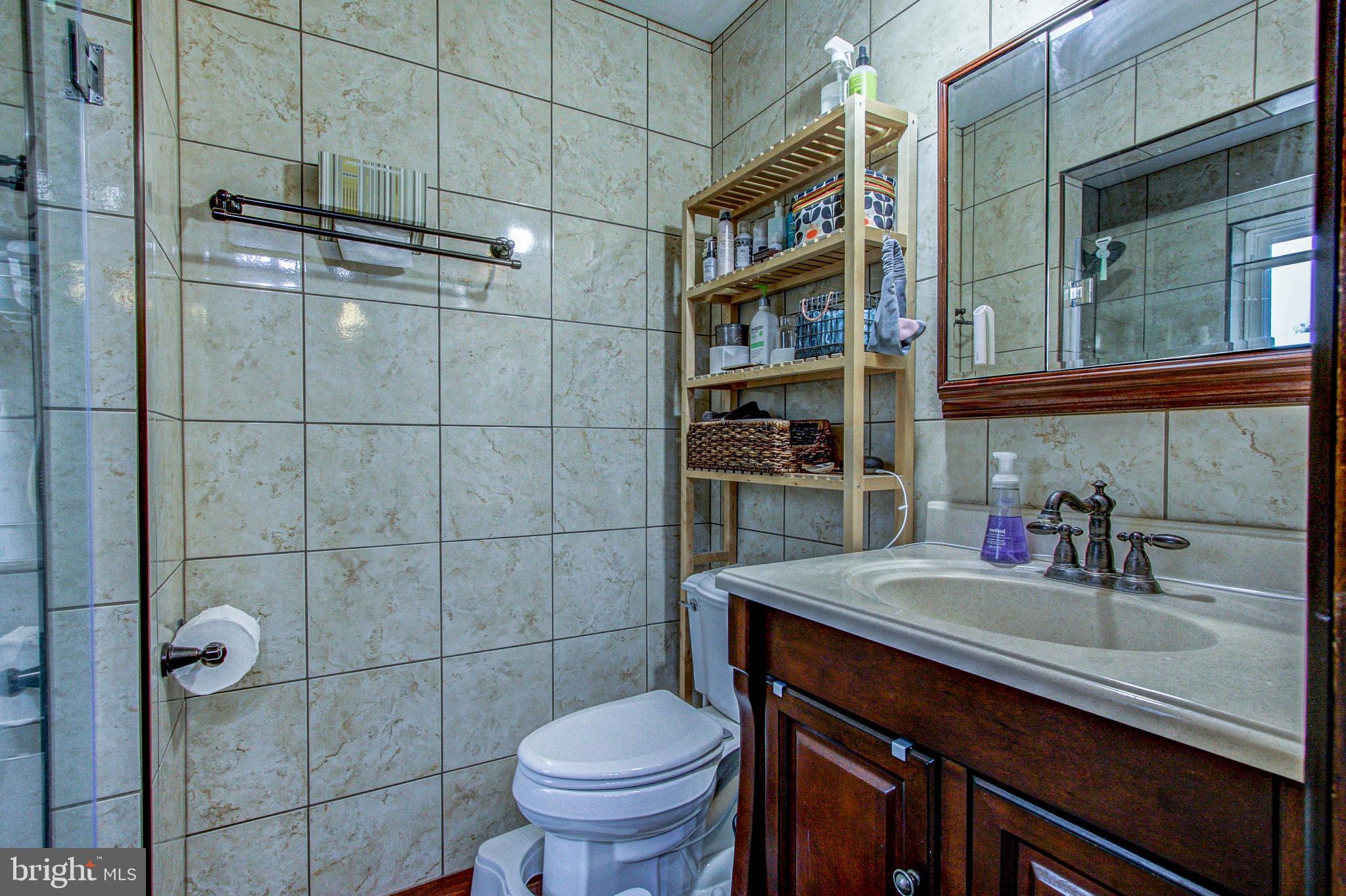 627 New Street Spring City, PA 19475 - Photo 33 of 44 master bathroom