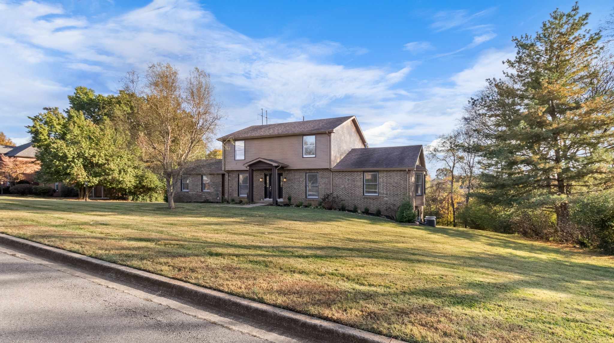 2206 Springlot Road Clarksville, TN 37043 - Photo 4 of 51 Gallery Image 4