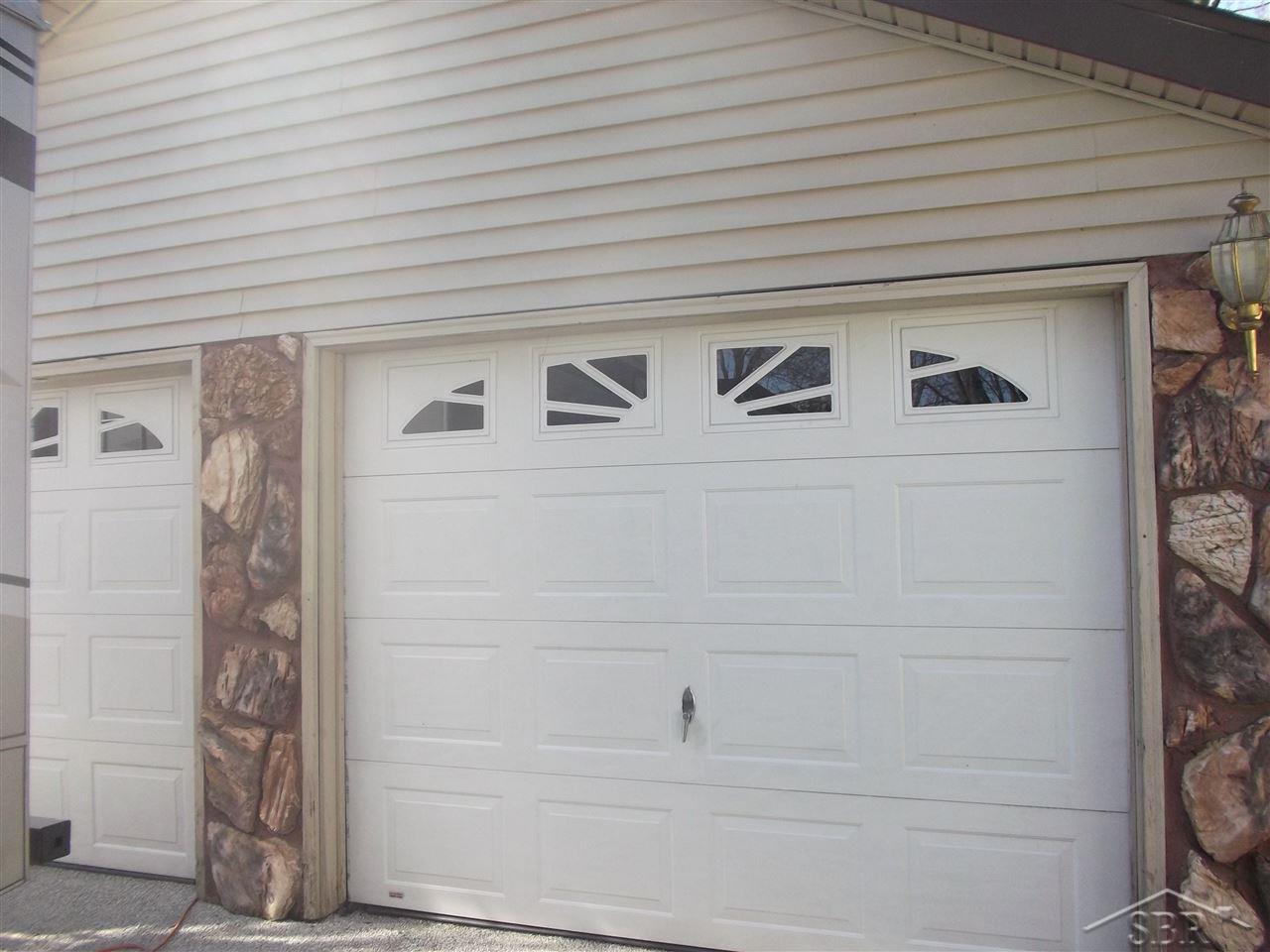 2370 Curtis Road Birch Run, MI 48415 - Photo 9 of 11 31289685-8.JPG