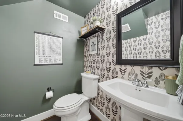 $615,000 | 419 Campus Drive, Moyock, NC 27958