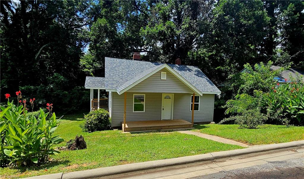702 Roach Street Reidsville, NC 27320 - Photo 1 of 15 Street View