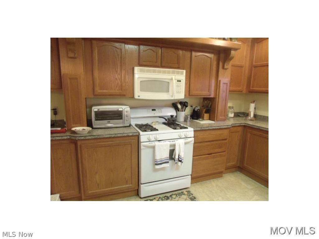 2539 Spider Ridge Road Parkersburg, WV 26104 - Photo 5 of 22