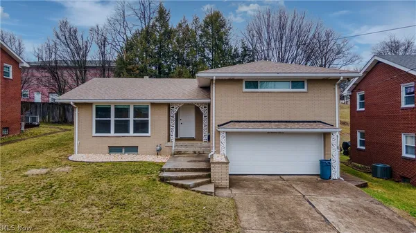 $289,000 | 211 Donnell Street, Weirton, WV 26062