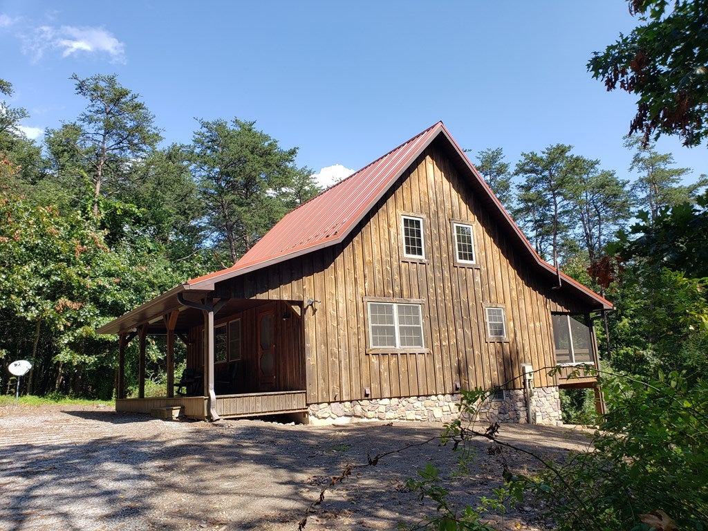 9201 Sugar Grove Road Huntingdon, PA 16652 - Photo 2 of 47 Gallery Image 2