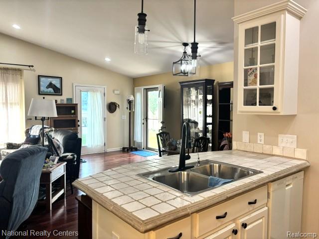 809 Chelsea Ridge Court Howell, MI 48843 - Photo 12 of 34 Gallery Image 12