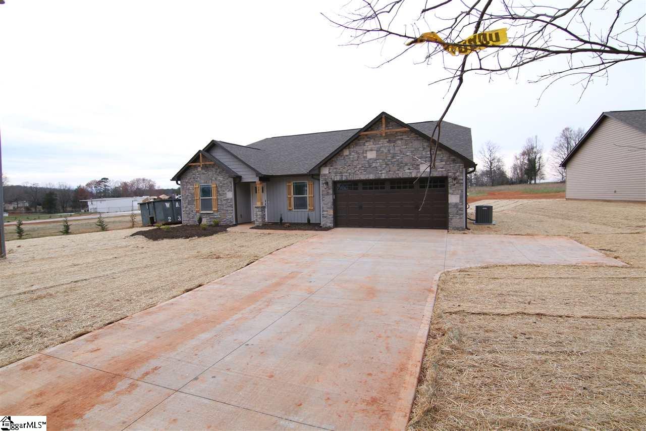 241 State Rd S-42-941 Campobello, SC 29322 - Photo 1 of 10