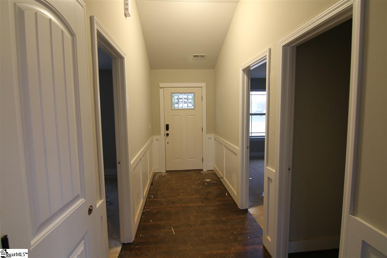 241 State Rd S-42-941 Campobello, SC 29322 - Photo 2 of 10