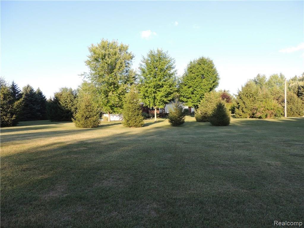1780 Marjorie Drive Howell, MI 48843 - Photo 31 of 44 DSCN2649.JPG