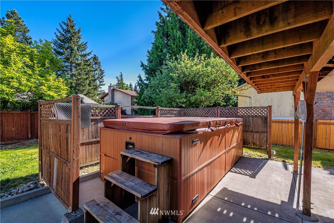 2506 170th Street Southeast Bothell, WA 98012 - Photo 23 of 27 a view of a backyard with sitting area