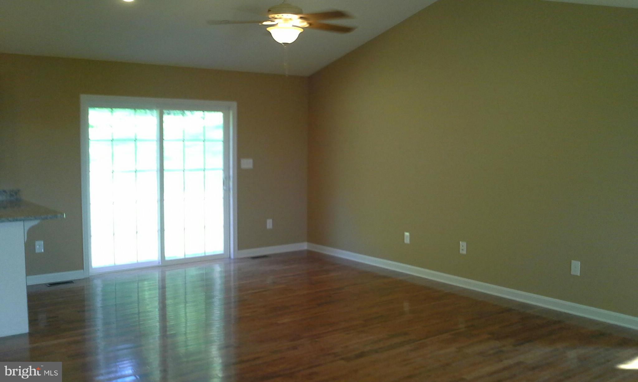 3177 Eckard Road Westminster, MD 21157 - Photo 6 of 15 Interior (General)