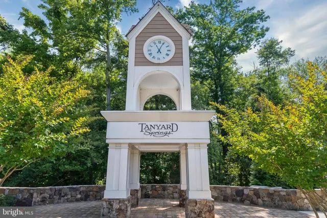 $3,100 | 7530 Stonehouse Run Drive, Glen Burnie, MD 21060