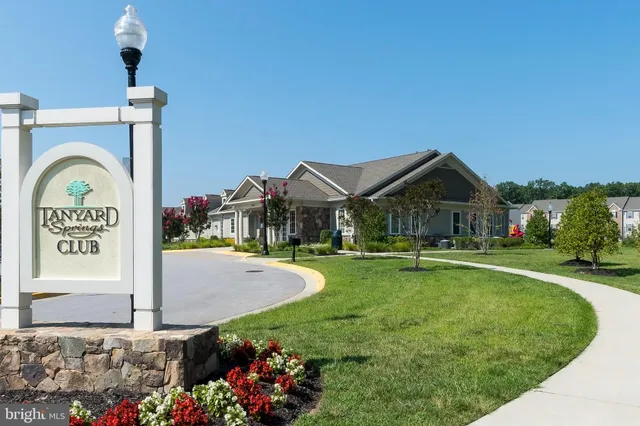 $3,100 | 7530 Stonehouse Run Drive, Glen Burnie, MD 21060