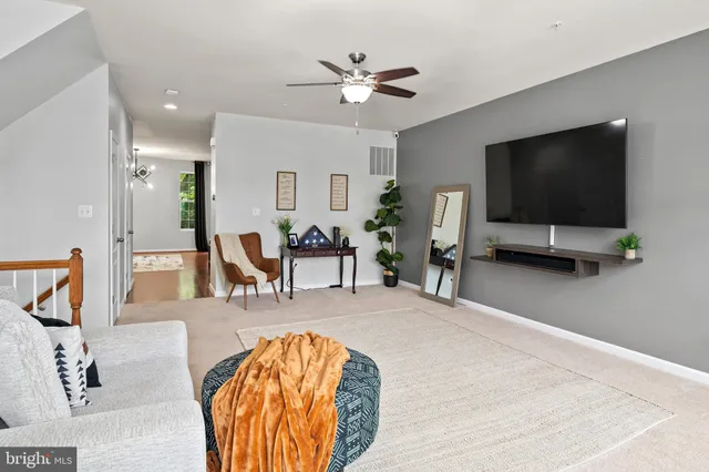 $3,100 | 7530 Stonehouse Run Drive, Glen Burnie, MD 21060