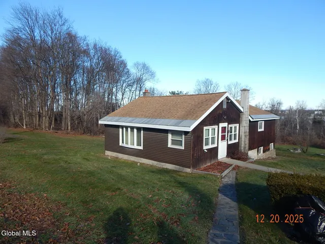 $273,800 | 250 Old Quarry Road, Feura Bush, NY 12067