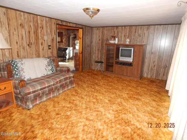 $273,800 | 250 Old Quarry Road, Feura Bush, NY 12067