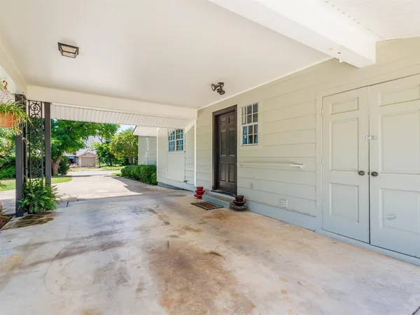 $359,000 | 201 North Blanco Street, Coleman, TX 76834