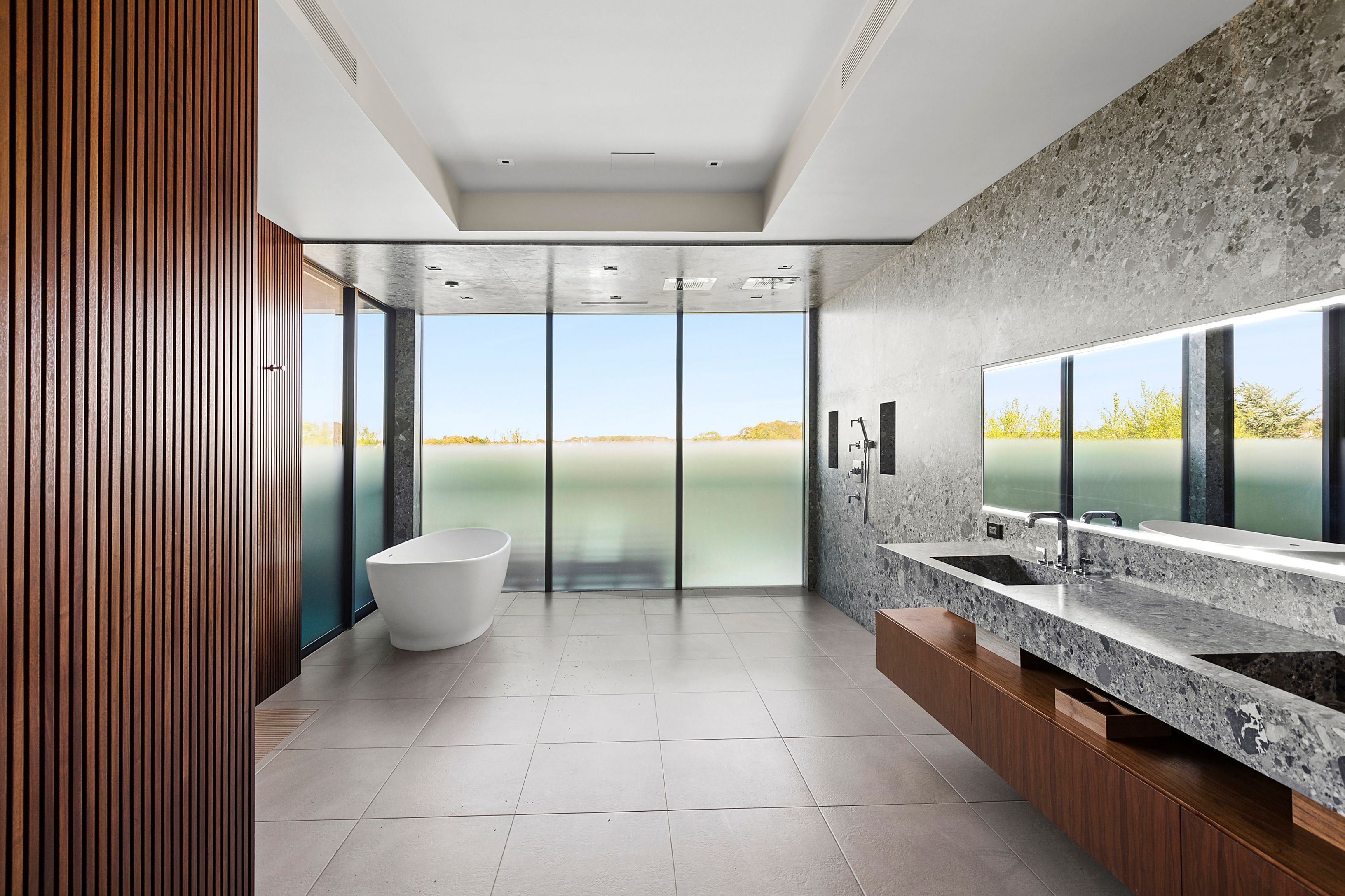 989 Deerfield Road Water Mill, NY 11976 - Photo 28 of 49