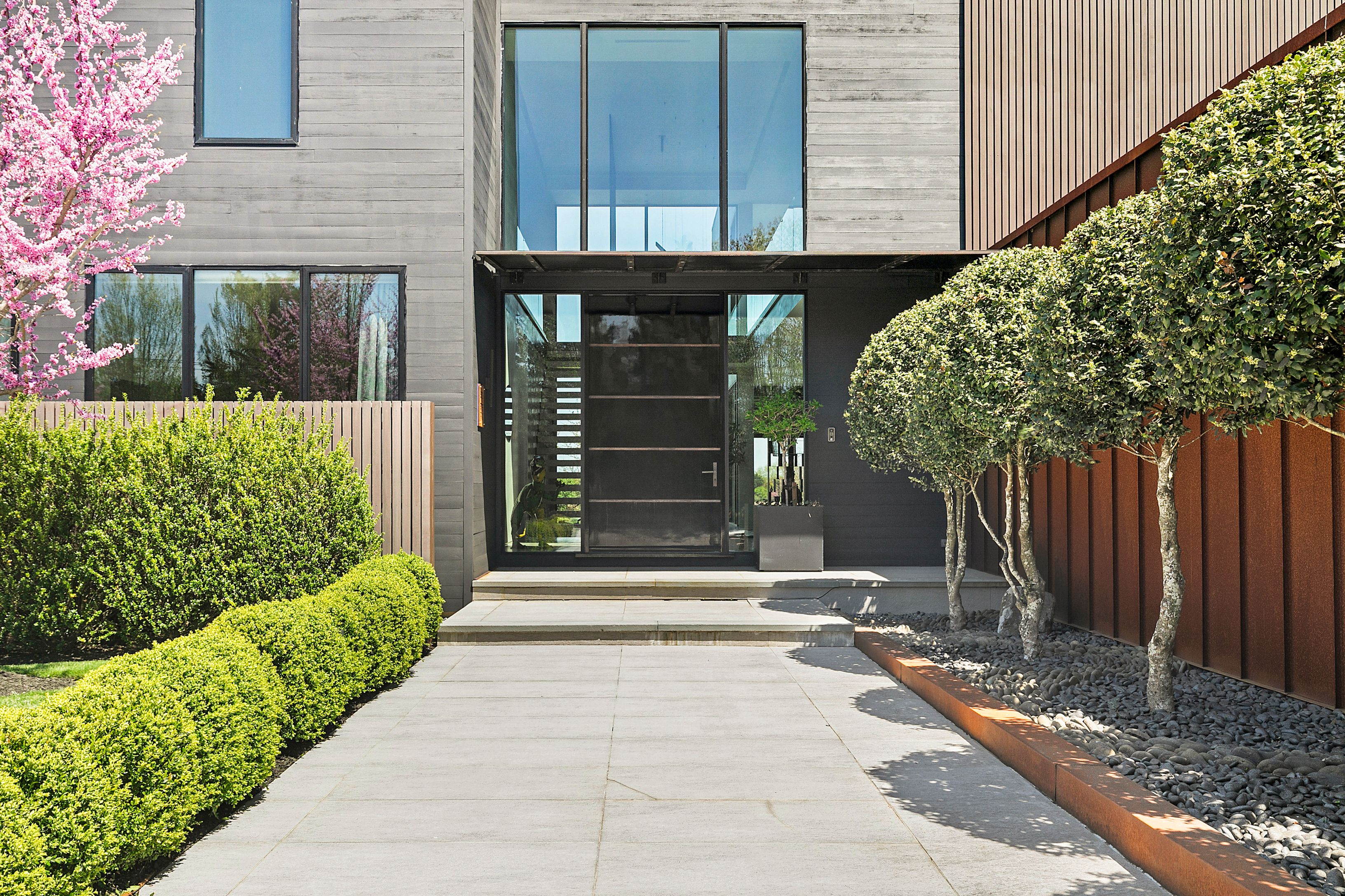 989 Deerfield Road Water Mill, NY 11976 - Photo 5 of 49