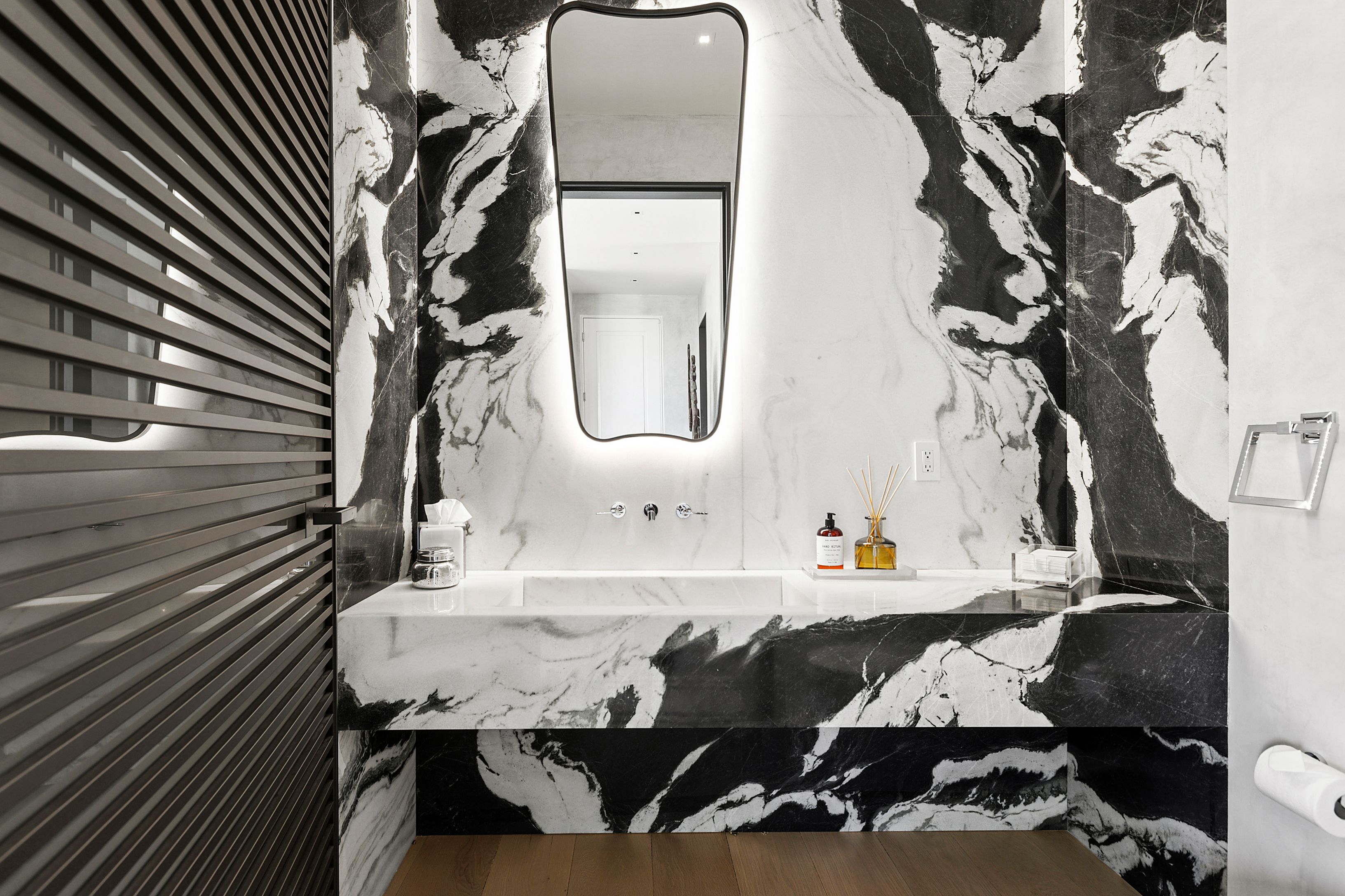 989 Deerfield Road Water Mill, NY 11976 - Photo 9 of 49