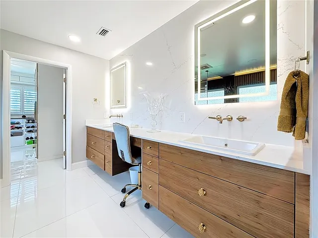 $1,525,000 | 8693 15th Street North, St. Petersburg, FL 33702