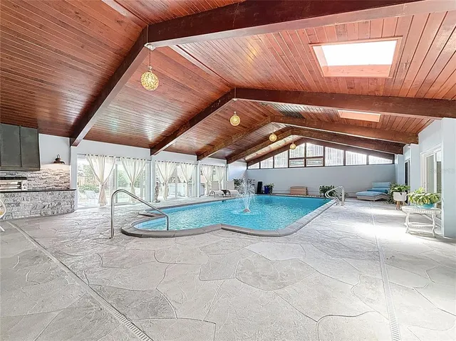 $1,525,000 | 8693 15th Street North, St. Petersburg, FL 33702