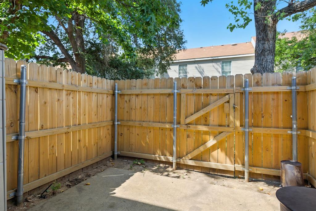 10500 Lake June Road, Unit D08 Dallas, TX 75217 - Photo 23 of 26