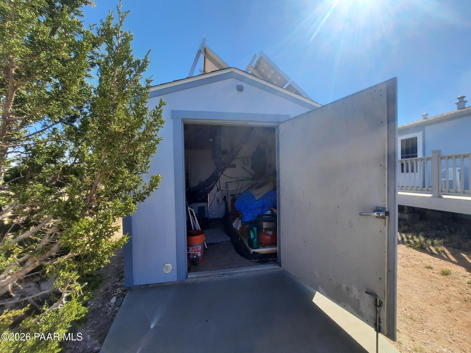 37500 Bullet Road Seligman, AZ 86337 - Photo 22 of 40 20260323_102834