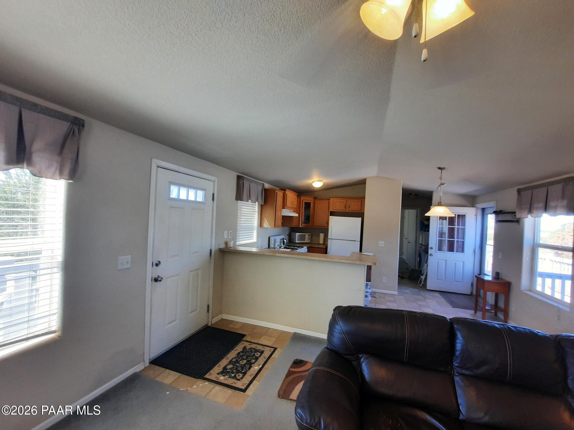 37500 Bullet Road Seligman, AZ 86337 - Photo 5 of 40 20260323_101029