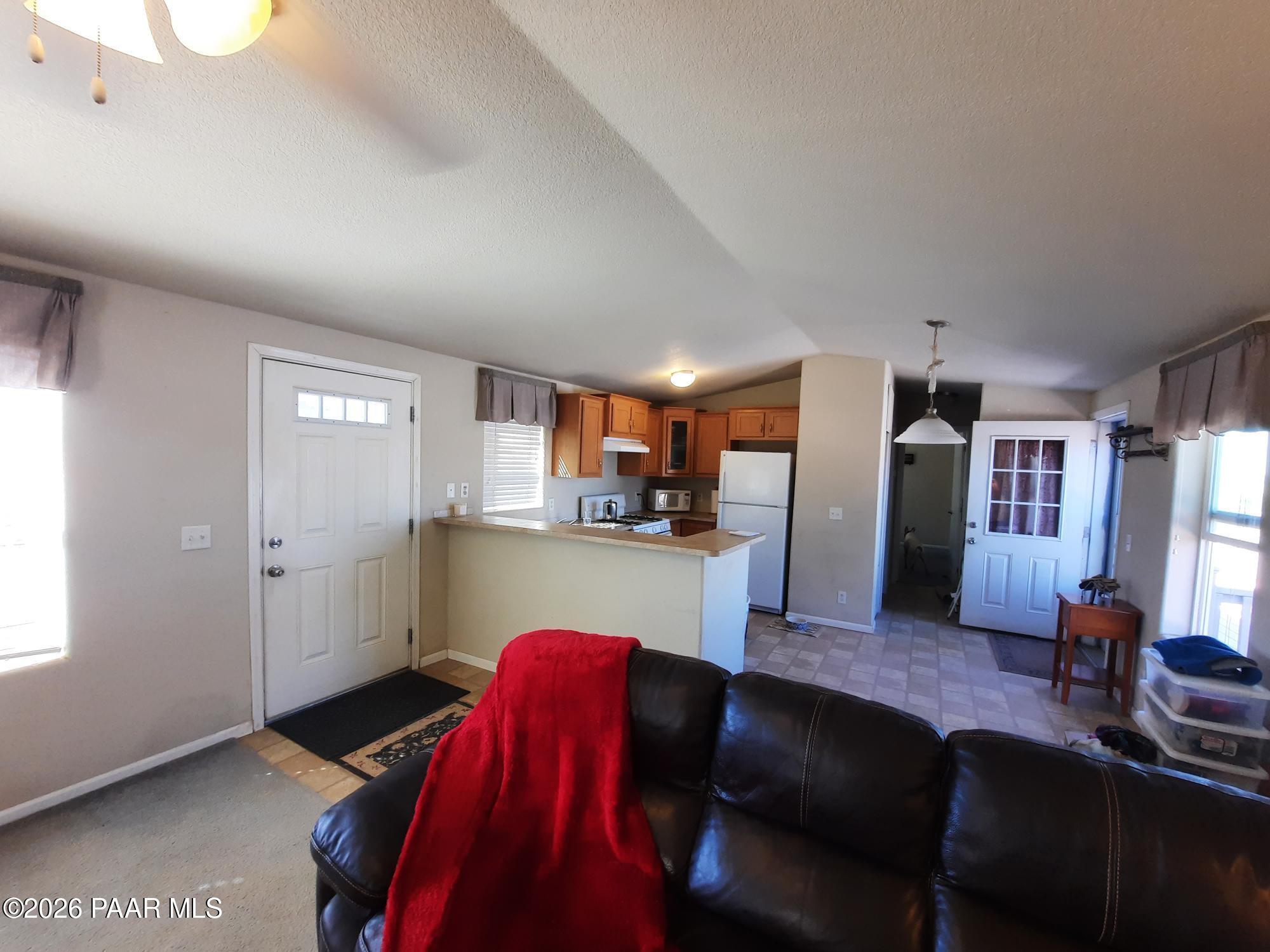 37500 Bullet Road Seligman, AZ 86337 - Photo 7 of 40 20260323_100457