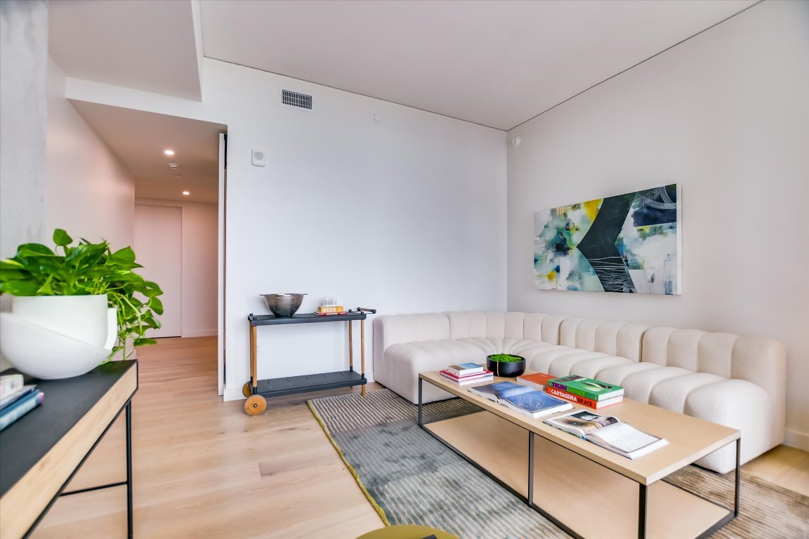 610 Davis Street, Unit 1902 Austin, TX 78701 - Photo 13 of 34