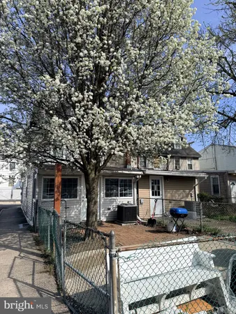 $249,900 | 416 St Mary Street, Burlington, NJ 08016