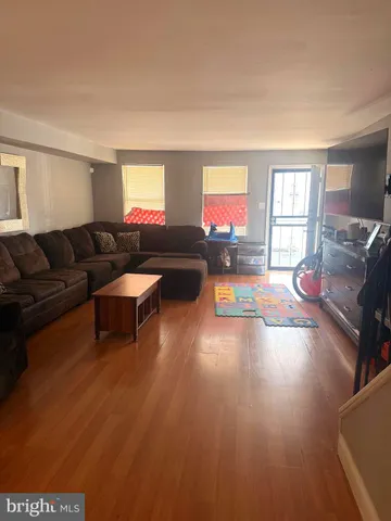 $260,000 | 416 St Mary Street, Burlington, NJ 08016