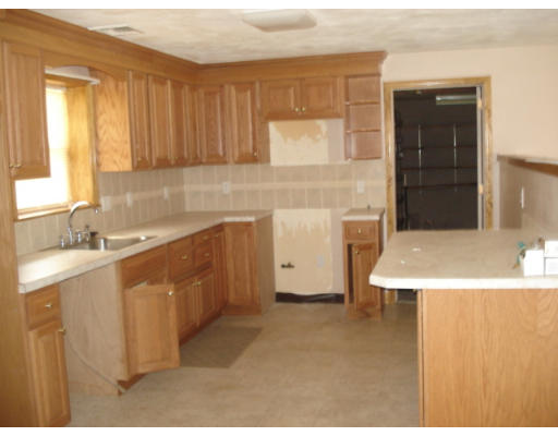 7 Temi Road Peabody, MA 01960 - Photo 2 of 7 Gallery Image 2