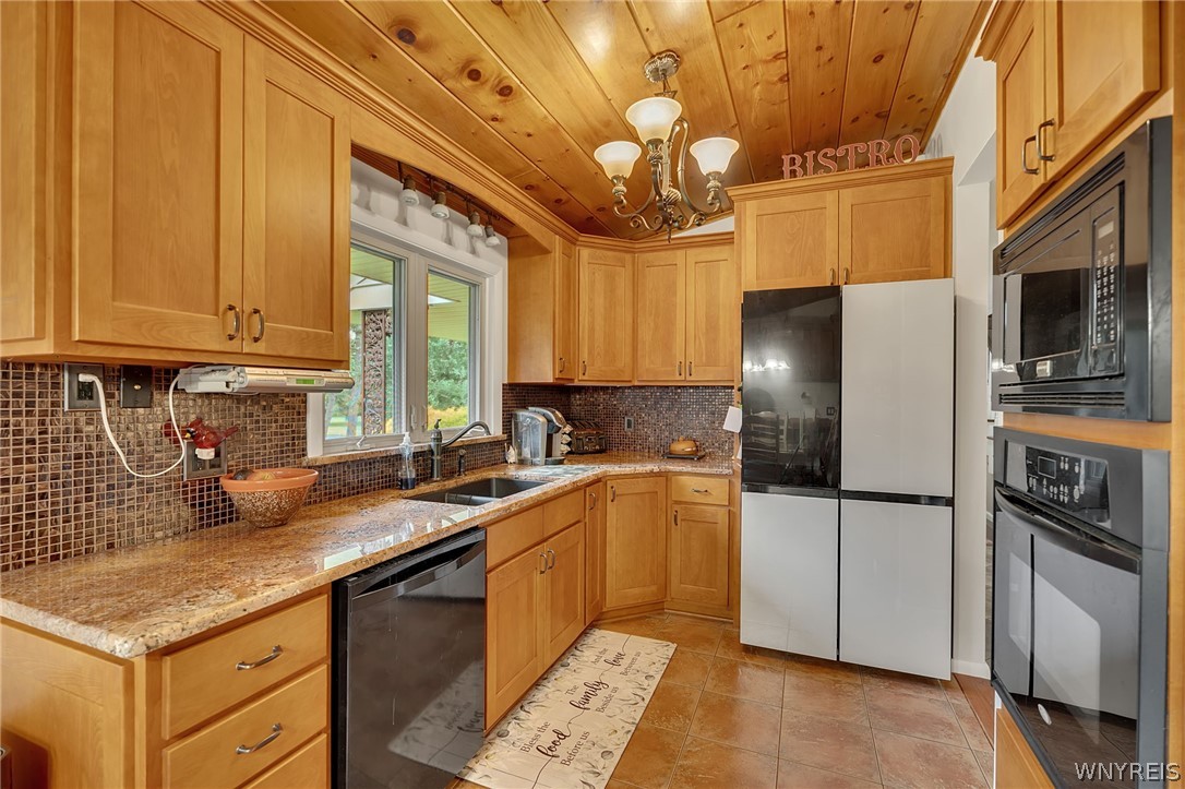 177 Brompton Road Amherst, NY 14221 - Photo 17 of 47