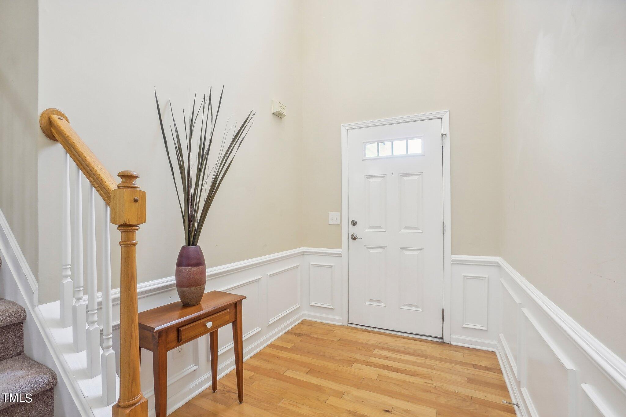 7807 Jeffrey Alan Court Raleigh, NC 27613 - Photo 3 of 23 Jeffrey Alan Ct-005