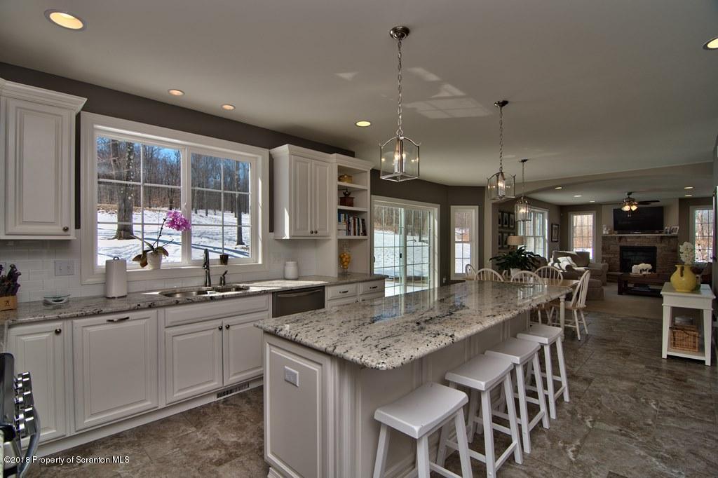 126 Highland Road Moscow, PA 18444 - Photo 35 of 77