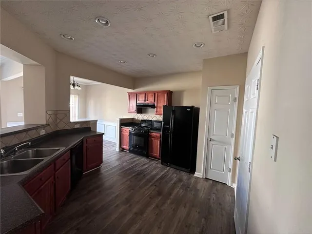 $2,150 | 827 Forsythia Way, Canton, GA 30114