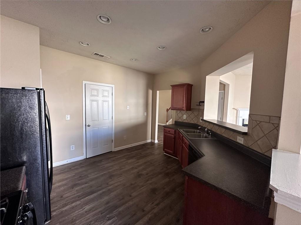 827 Forsythia Way Canton, GA 30114 - Photo 7 of 17