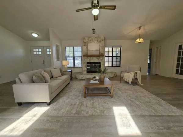 $2,400 | 57 Shores Boulevard, St. Augustine, FL 32086