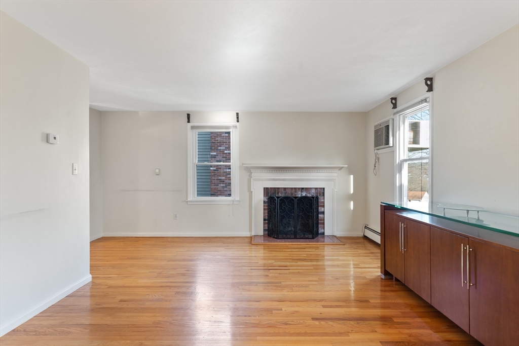 99 Maplewood Road Lynn, MA 01904 - Photo 8 of 33 Gallery Image 8