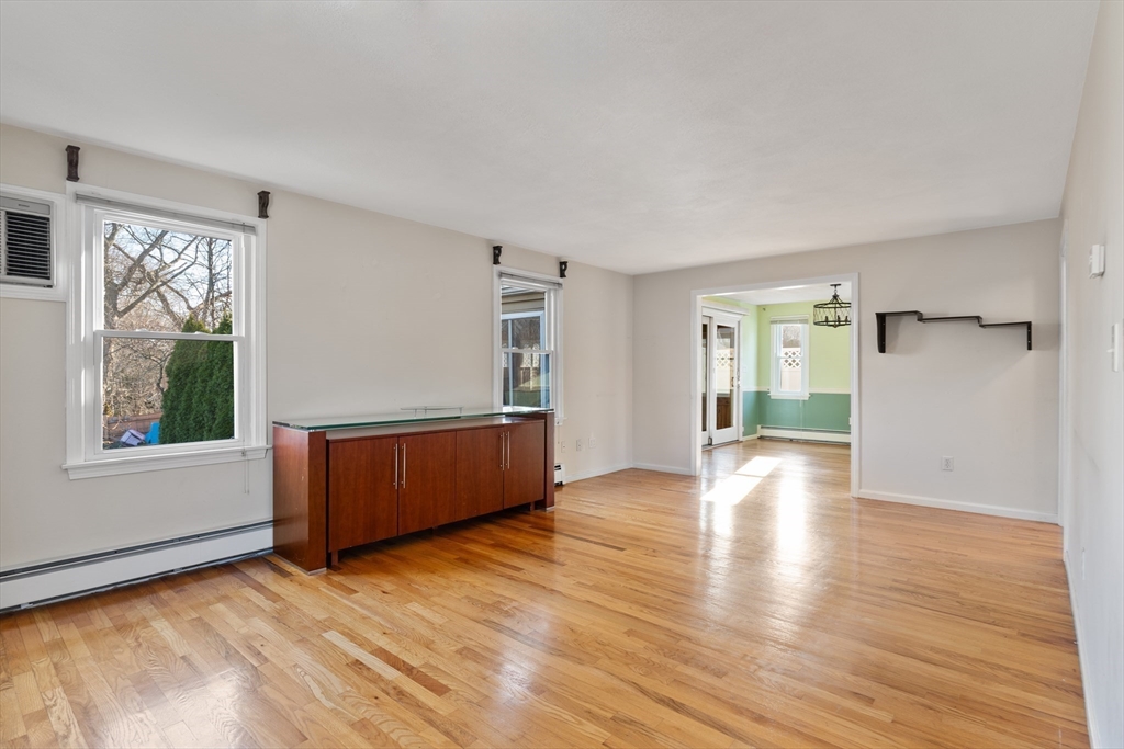99 Maplewood Road Lynn, MA 01904 - Photo 10 of 33 Gallery Image 10