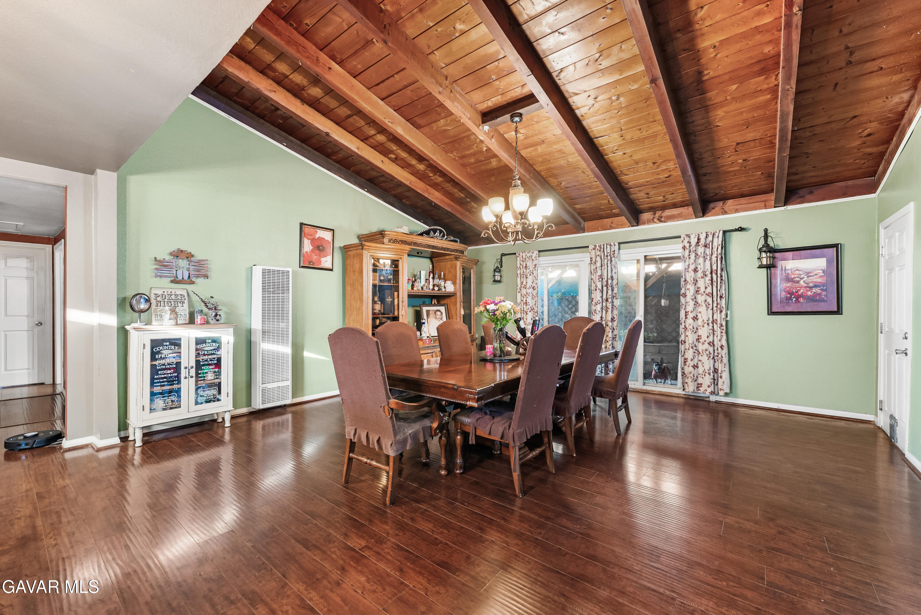 413 West 223rd Street Carson, CA 90745 - Photo 14 of 39 223rd St-12