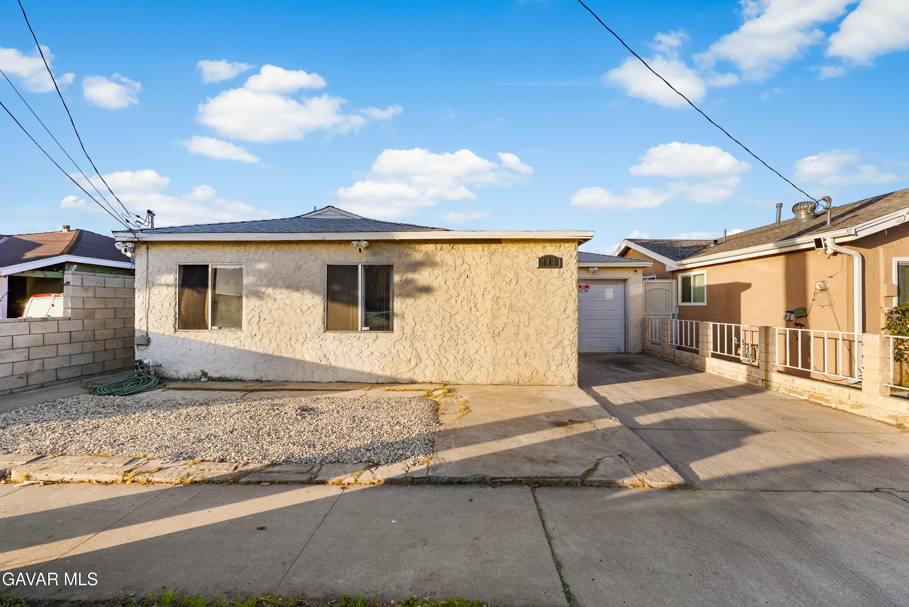 413 West 223rd Street Carson, CA 90745 - Photo 4 of 39 223rd St-2