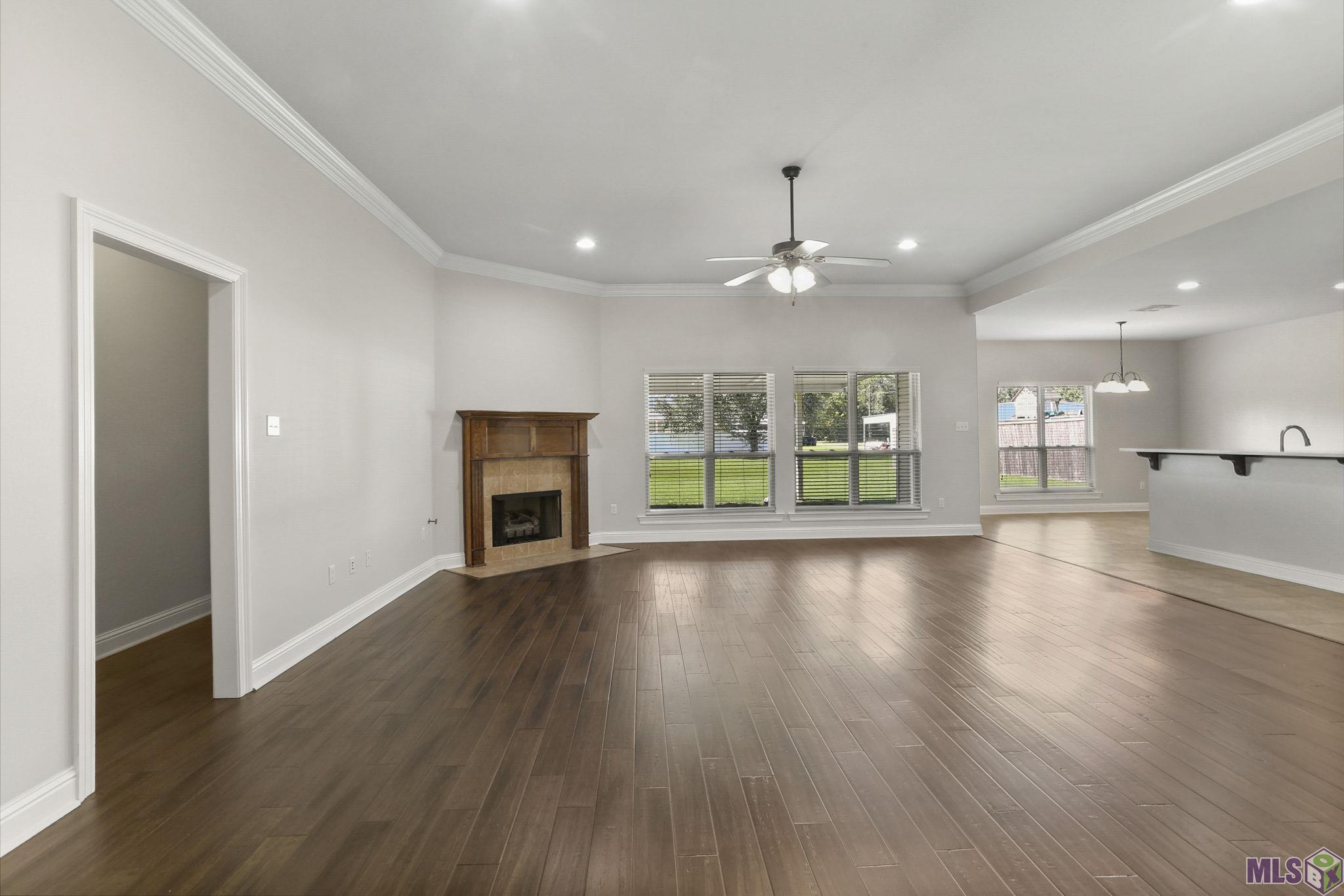 13353 Rue Maison Boulevard Gonzales, LA 70737 - Photo 4 of 17