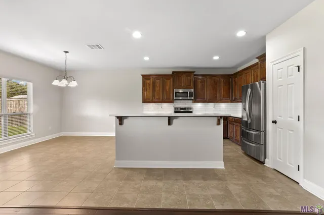 $319,900 | 13353 Rue Maison Boulevard, Gonzales, LA 70737